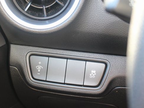 Certified 2023 Kia Forte LXS image 22