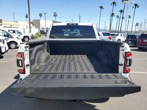 Used 2021 RAM 2500 Big Horn w/ Night Edition image 9