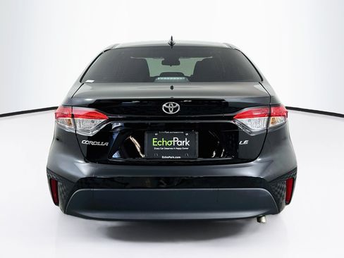 Used 2025 Toyota Corolla LE FWD image 7