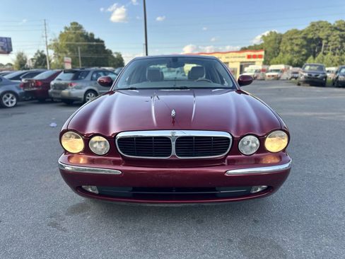 Used 2004 Jaguar XJ8 image 2