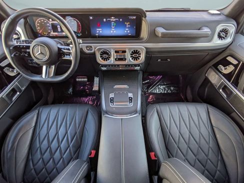Used 2025 Mercedes-Benz G 550 image 26