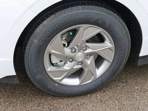 New 2026 Hyundai Sonata SE FWD image 7