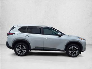 Used 2023 Nissan Rogue SV FWD video 4
