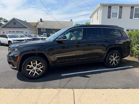 Used 2025 Jeep Grand Cherokee L Limited AWD/4WD image 2