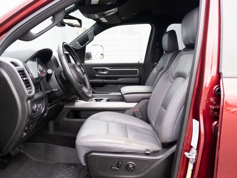 Used 2019 RAM 1500 Big Horn image 13