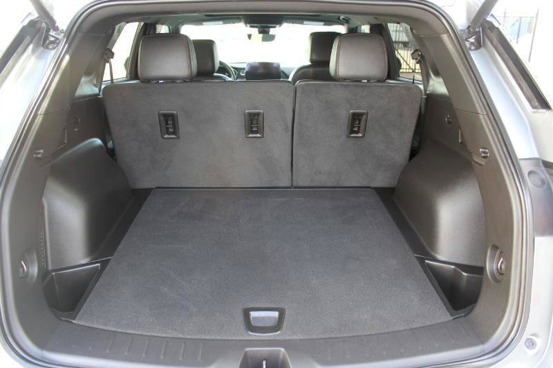 Used 2023 Chevrolet Blazer RS w/ Driver Confidence II Package FWD image 21