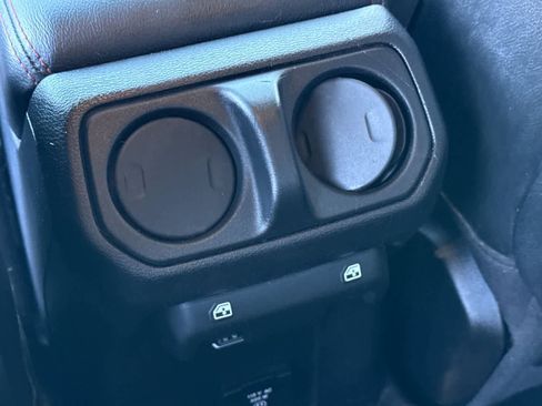 Used 2020 Jeep Gladiator Rubicon image 15