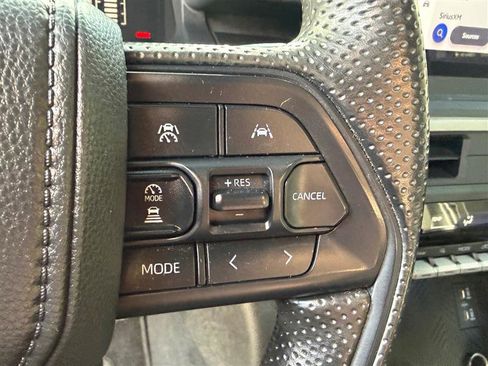 Used 2024 Toyota Tacoma SR image 34