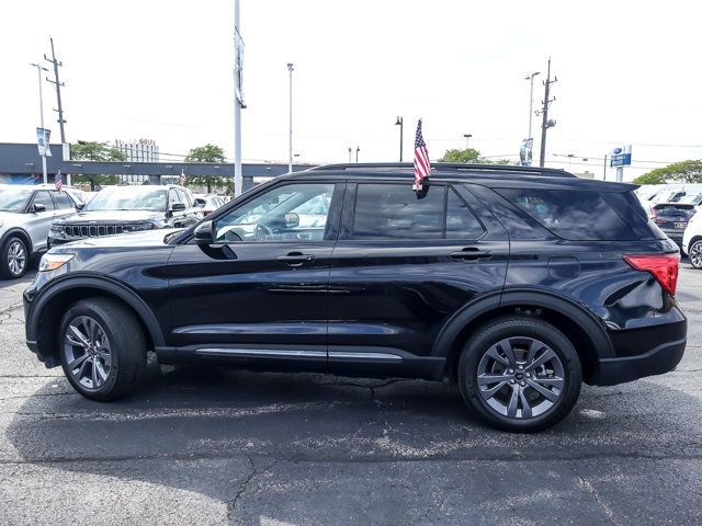Certified 2023 Ford Explorer XLT w/ Equipment Group 202A AWD/4WD image 5
