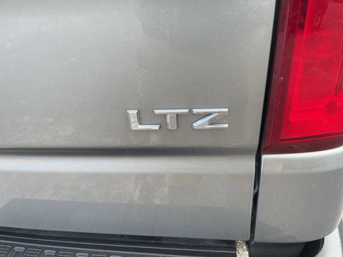 Certified 2023 Chevrolet Silverado 1500 LTZ AWD/4WD image 15