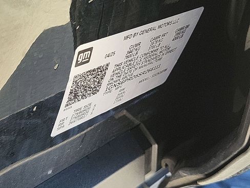 Used 2025 Chevrolet Tahoe Z71 image 32