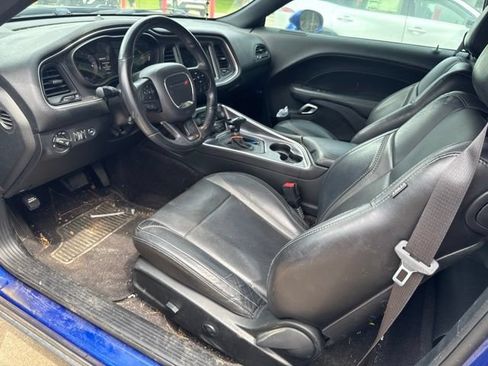 Used 2018 Dodge Challenger SXT Plus RWD image 53