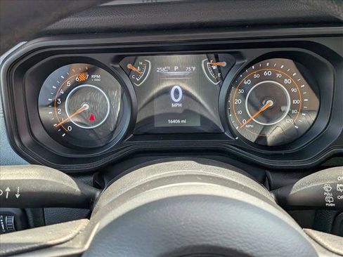 Used 2024 Jeep Wrangler Sport AWD/4WD image 11