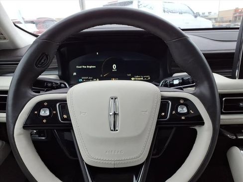 Used 2023 Lincoln Aviator Black Label w/ Dynamic Handling Package image 19