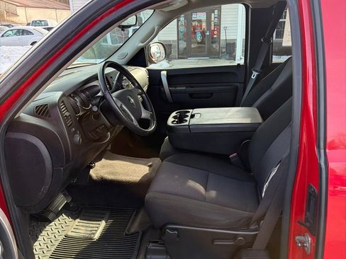 Used 2010 Chevrolet Silverado 1500 LT w/ Power Pack Plus image 9