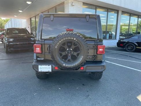 Used 2023 Jeep Wrangler Unlimited Sport AWD/4WD image 6
