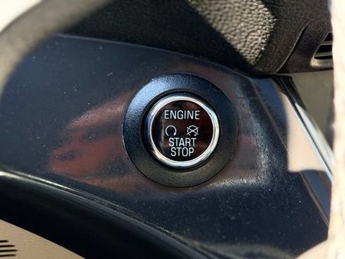 Used 2015 Ford Escape Titanium w/ Canadian Touring Package AWD/4WD image 11