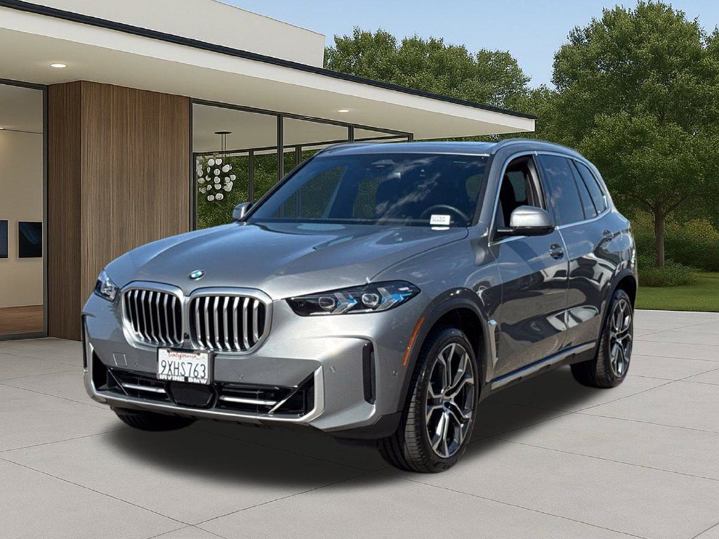 Used 2026 BMW X5 sDrive40i w/ Parking Assistance Package RWD image 2