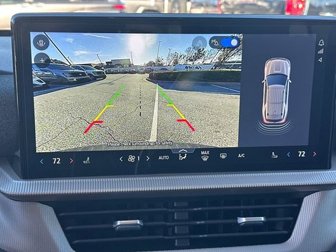 New 2025 Ford Explorer Active image 53