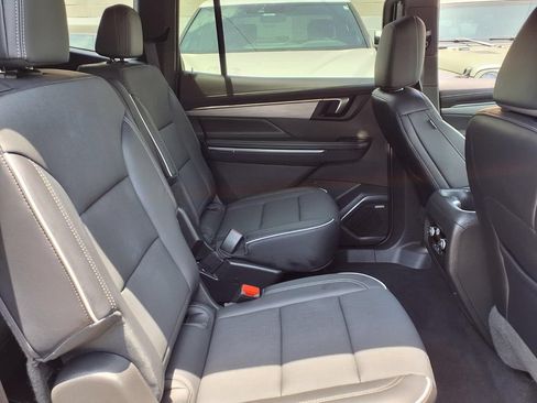 Used 2026 Buick Enclave Preferred FWD image 9