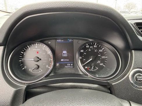 Used 2019 Nissan Rogue Sport SV image 14