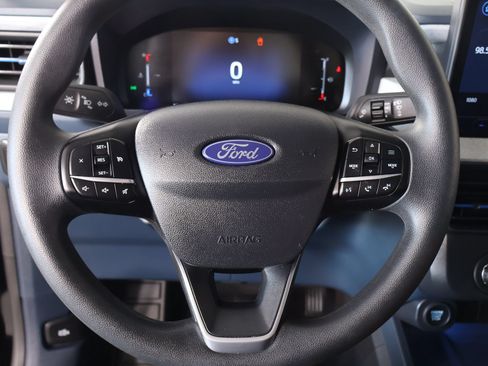 Used 2025 Ford Maverick XLT w/ Equipment Group 302A AWD/4WD image 3