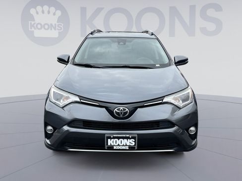 Used 2017 Toyota RAV4 XLE w/ Carpet Mat Package image 11