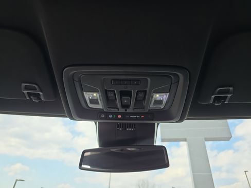 Used 2024 Chevrolet Silverado 1500 High Country w/ High Country Premium Package image 27