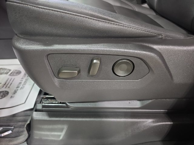 Used 2025 Chevrolet Silverado 1500 LT Trail Boss w/ LT Trail Boss Premium Package AWD/4WD image 21