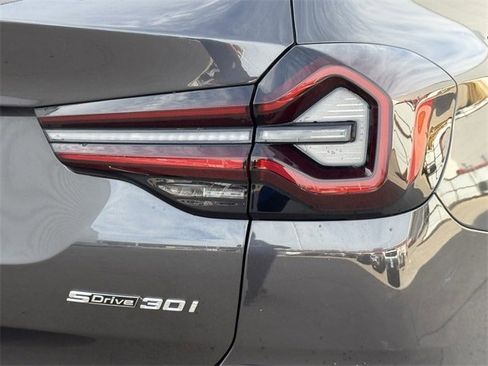 Used 2024 BMW X3 sDrive30i image 7