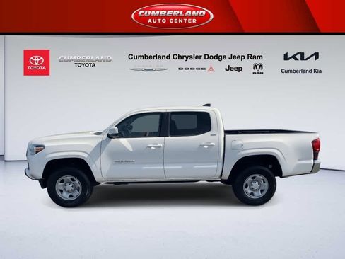 Used 2022 Toyota Tacoma SR5 image 5