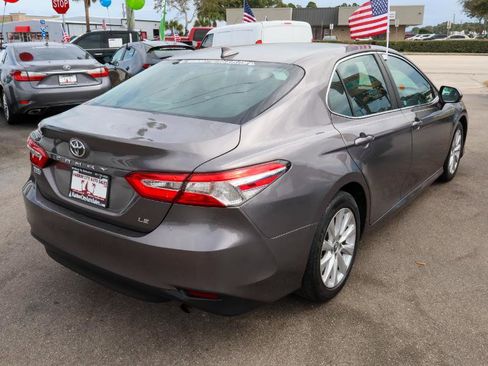 Used 2019 Toyota Camry LE image 6