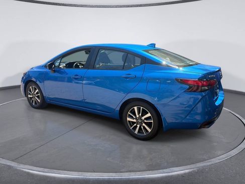 Used 2021 Nissan Versa SV FWD image 2