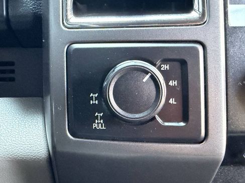 Used 2016 Ford F150 XLT w/ Equipment Group 302A Luxury AWD/4WD image 31