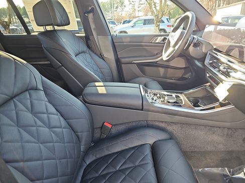 New 2026 BMW X5 xDrive50e w/ M Sport Package image 10