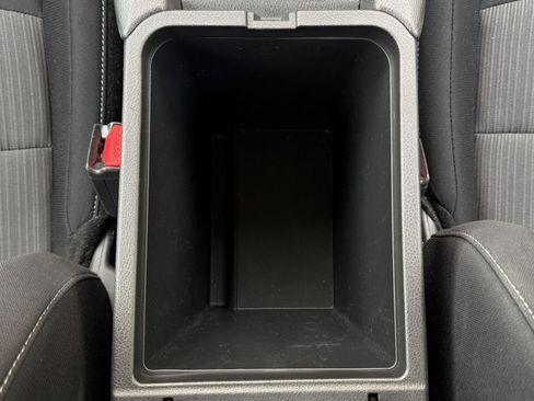 Used 2023 Nissan Sentra SV FWD image 39