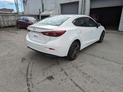 Used 2018 MAZDA MAZDA3 Grand Touring w/ Premium Equipment Package image 6