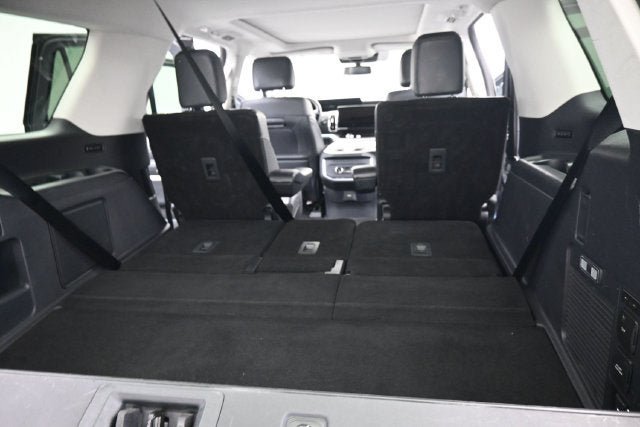 Used 2025 Ford Expedition Platinum AWD/4WD image 27