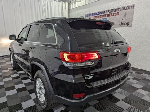Used 2018 Jeep Grand Cherokee Laredo AWD/4WD image 10