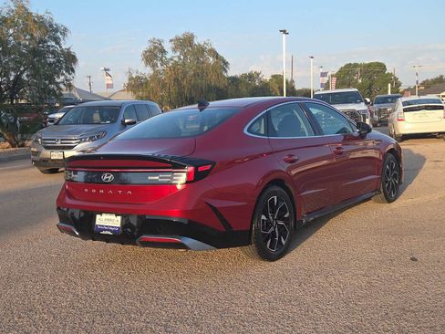Used 2025 Hyundai Sonata SEL FWD image 8