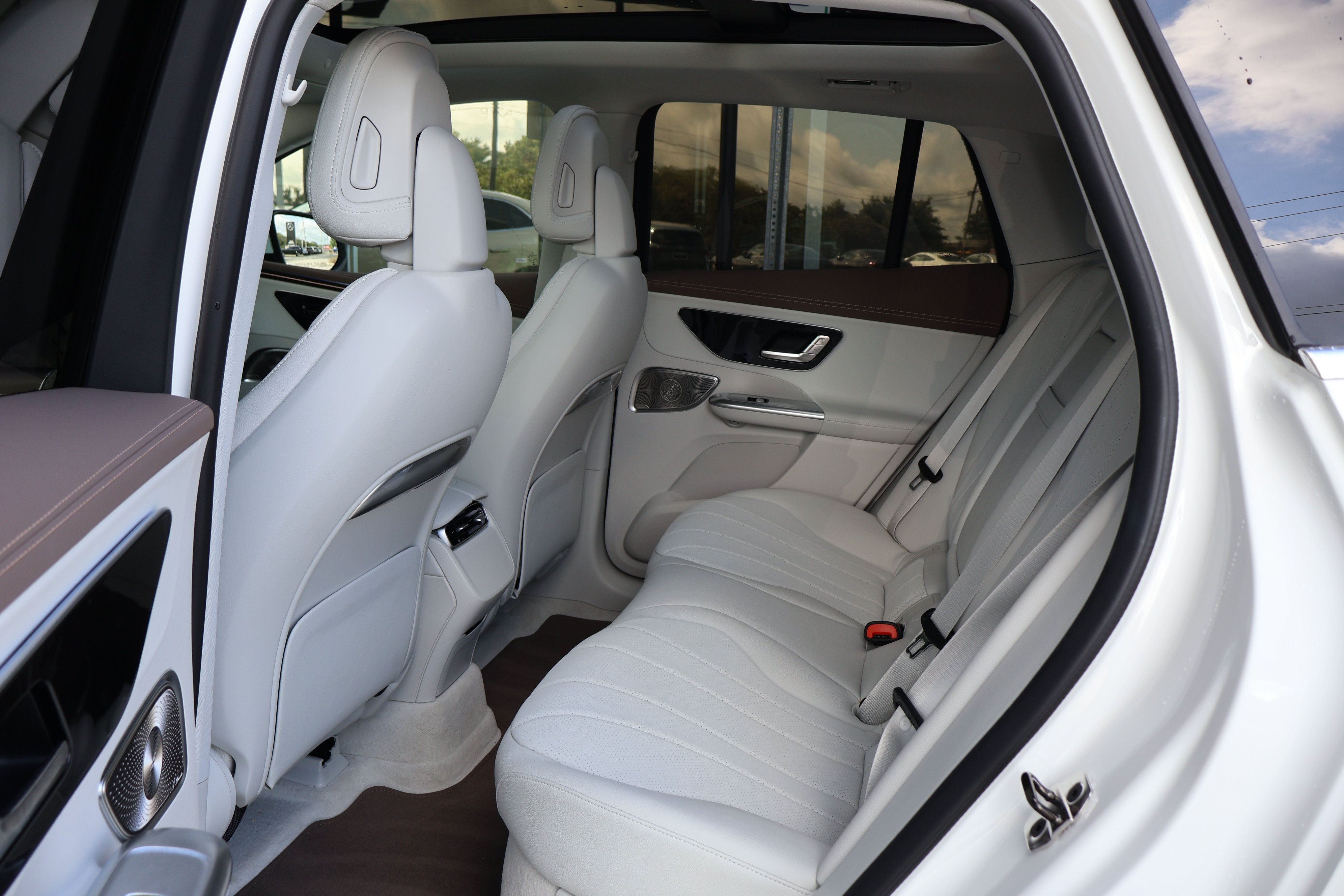 Certified 2025 Mercedes-Benz EQE 350+ 4MATIC SUV image 17