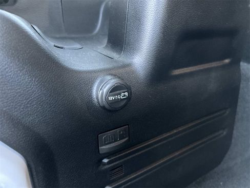 Used 2023 Jeep Wrangler Unlimited w/ Dual Top Group image 15