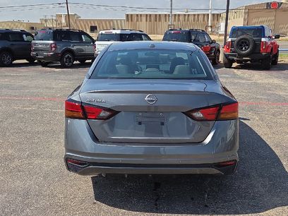 Used 2025 Nissan Altima 2.5 SV