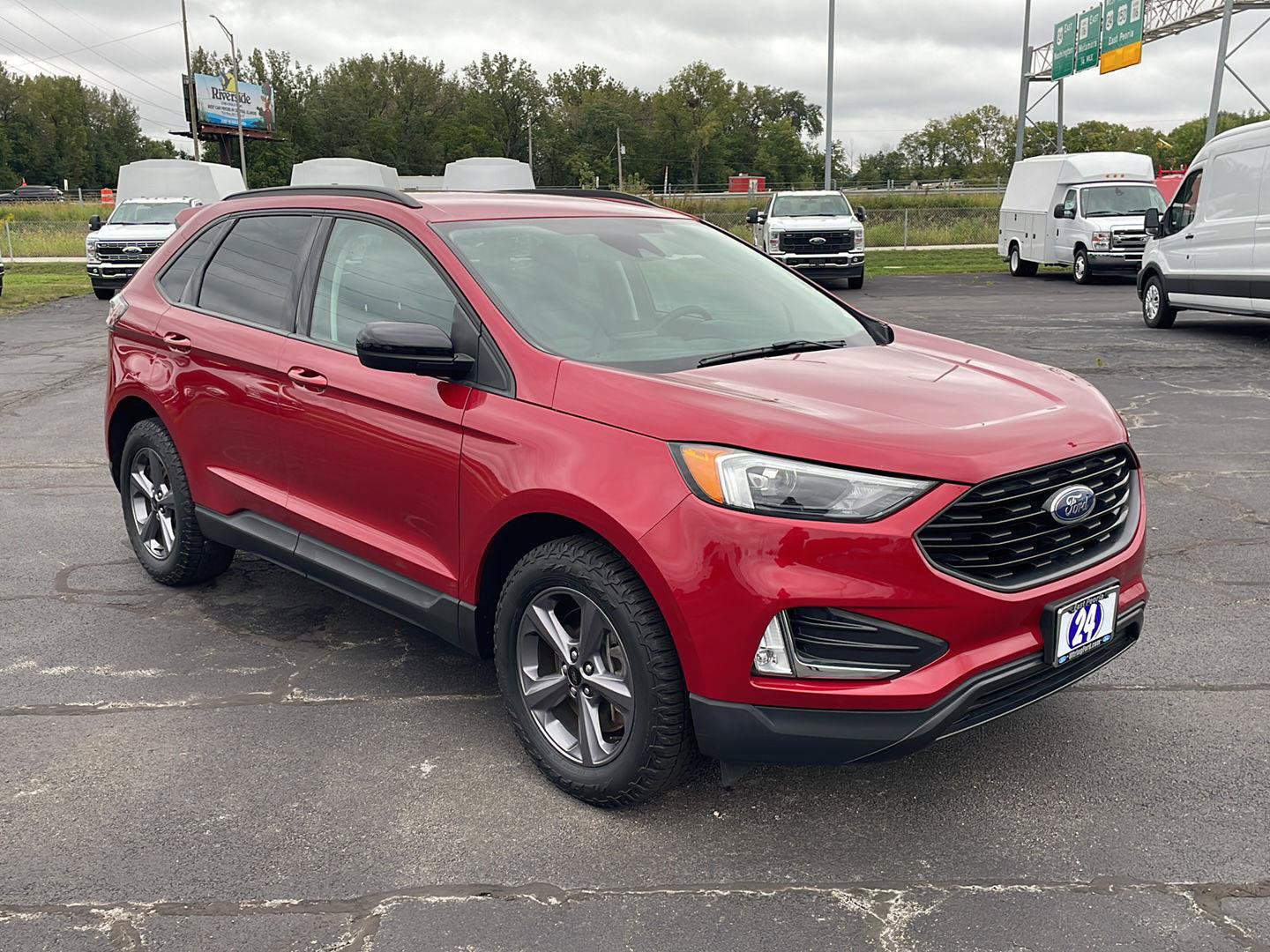 Used 2024 Ford Edge SEL w/ Sport Appearance Package AWD/4WD image 7