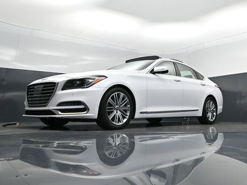 Used 2018 Genesis G80 3.8 w/ Option Group 03 image 38