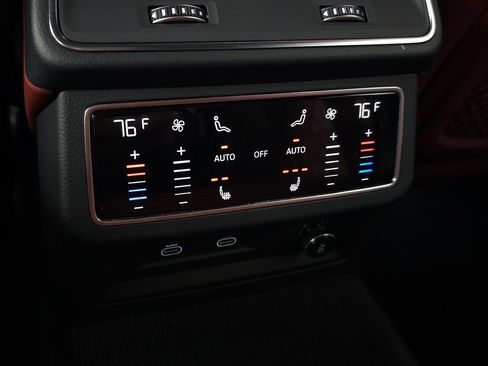 Used 2023 Audi S7 Premium Plus image 36