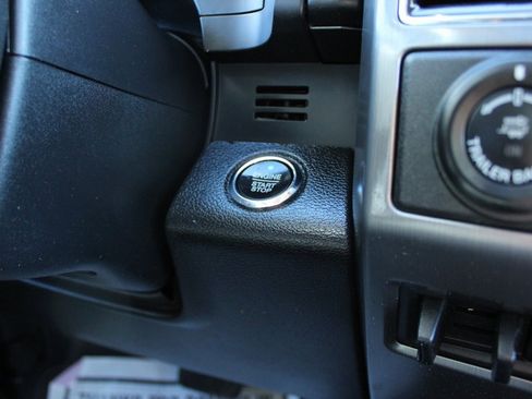 Used 2020 Ford Expedition Max Platinum image 30