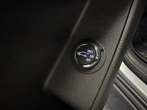 Used 2023 Chevrolet Traverse RS w/ LPO, Floor Liner Package AWD/4WD image 17