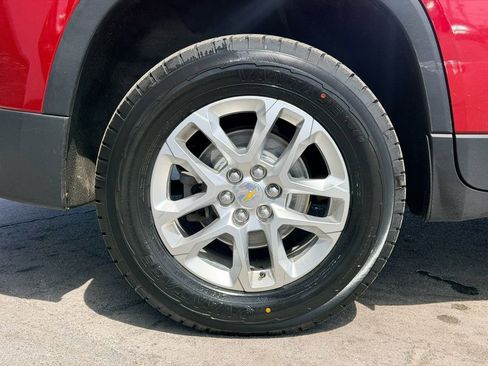 Used 2019 Chevrolet Traverse LT w/ LPO, Floor Liner Package AWD/4WD image 29