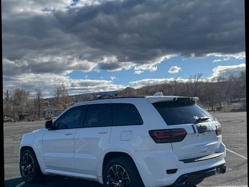 Used 2014 Jeep Grand Cherokee SRT8 w/ Luxury Group II image 4